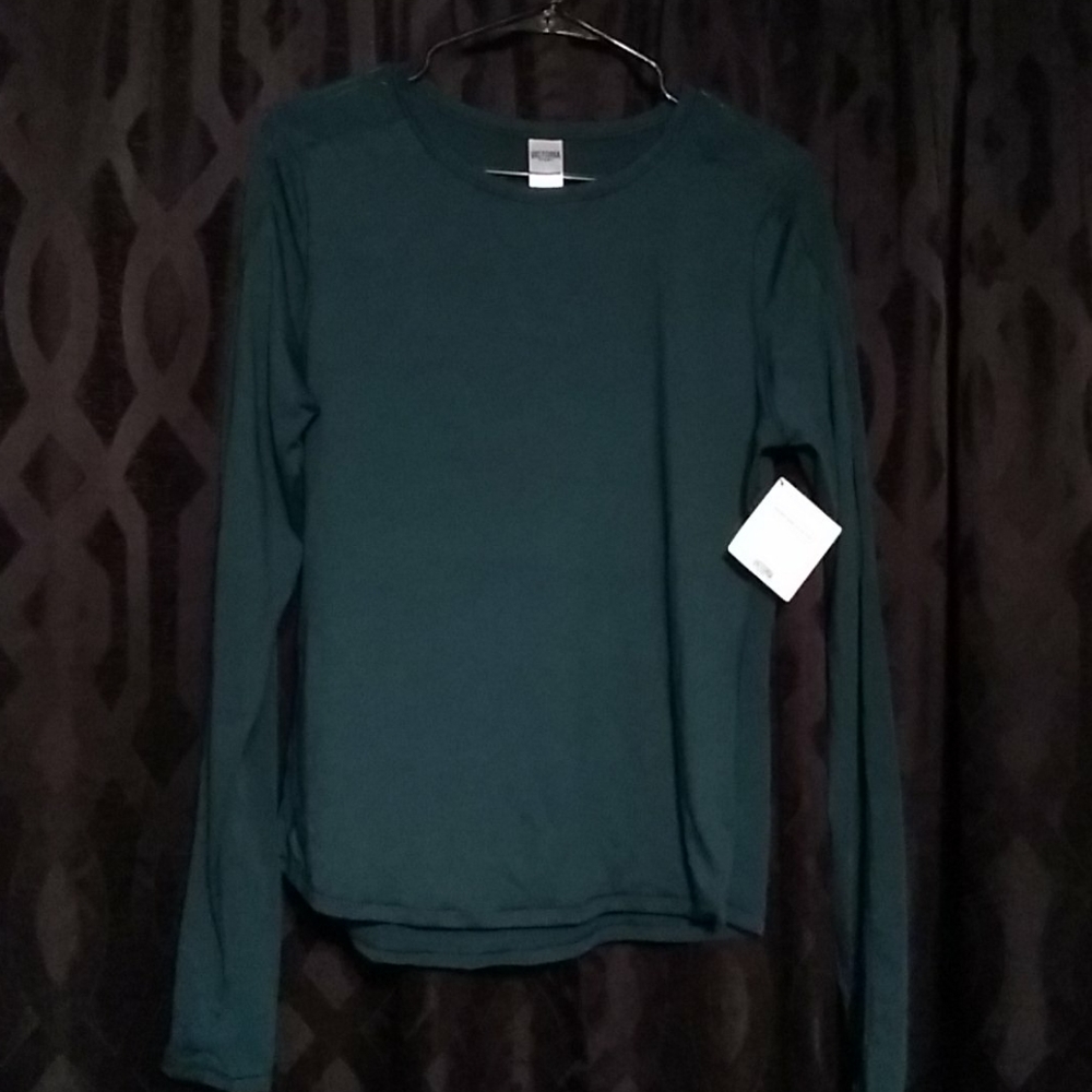 Sports top